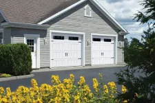 Shaker XS Garaga garage door