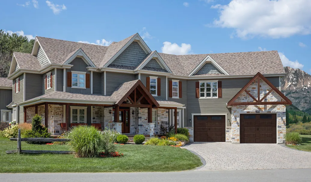 Standard+ North Hatley LP, 10' x 8'5", Dark Walnut Faux Wood, Clear windows