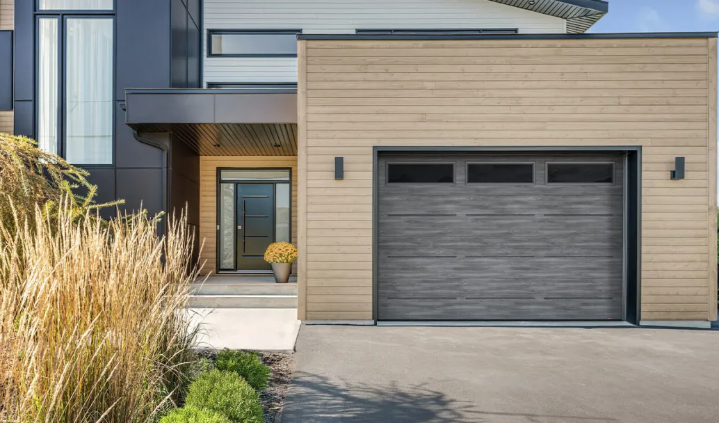 Standard+ Vog, 12’ x 8’, Weathered Grey Faux Wood, Black Satin windows / Coordinated with Vog entry door