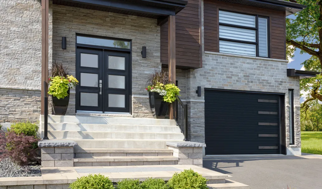 Vantage Moderno Echo, 12' x 8', Black Ice, window layout: Right-side Harmony, Slim windows with Tinted glass