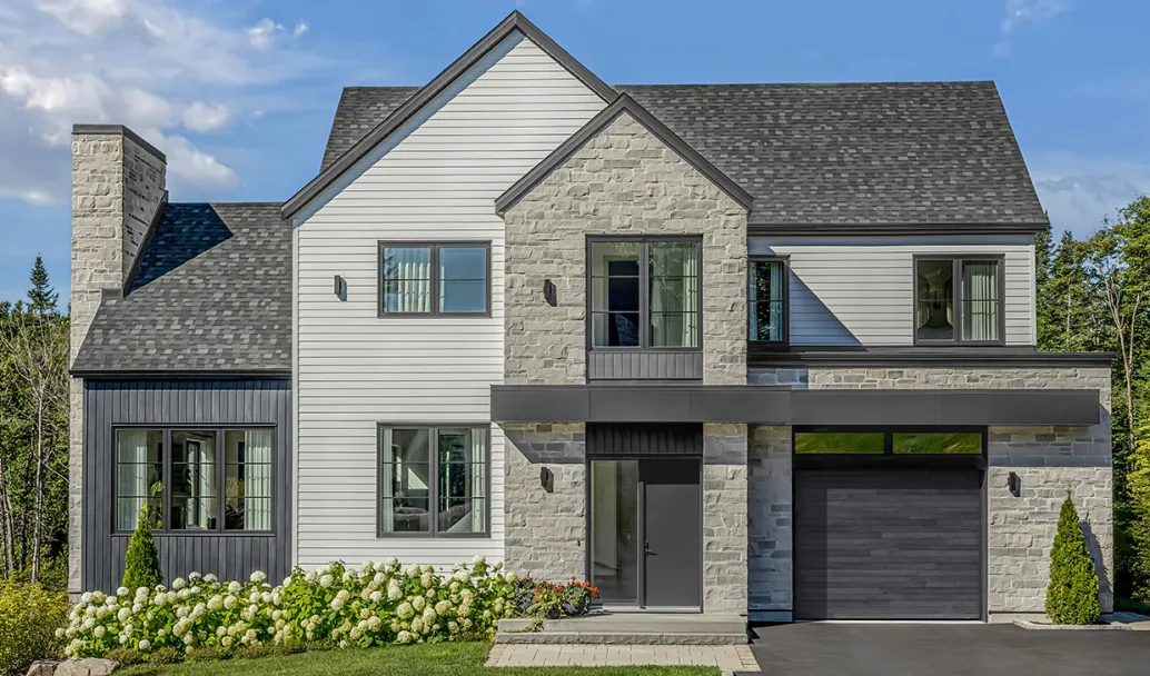 Plank design, 10' x 8', Carbon Oak HD Wood Tone door