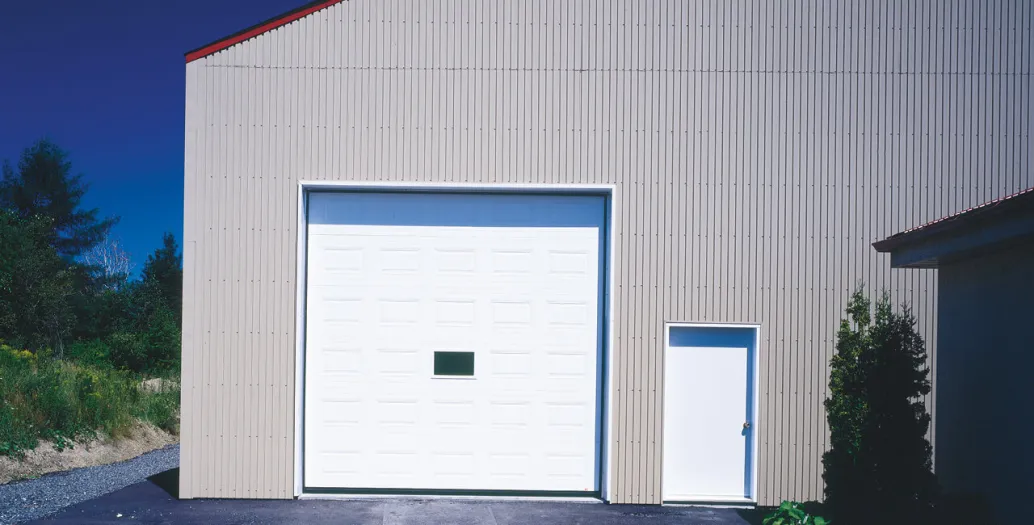 G-5000 door, 12' x 12', Ice White