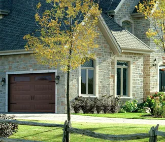 Standard+ North Hatley LP, 9' x 8', Moka Brown, Standard clear windows