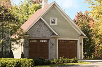 Standard+ Shaker-Flat XL, 10' x 9', Chocolate Walnut Faux Wood, windows with Stockton Inserts