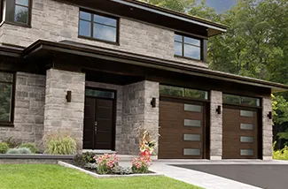 Standard+ Vog, 9' x 8', Chocolate Walnut Faux Wood, window layout: Right-side Harmony