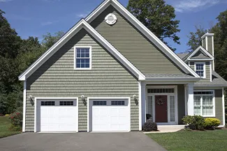 Village Collection I-1 Layout, Flat base, 9' x 8', White, windows with Stockton Inserts