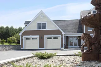 Village Collection I-2 Layout, 4-Slat base, 10' x 8', Sahara, Clear windows