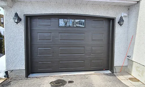 House with Classic MIX garage door, 10' 1'' x 7', Moka Brown, Clear window