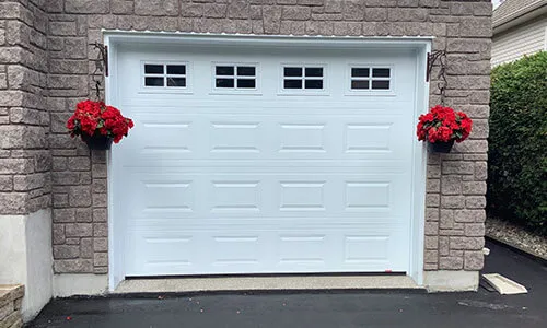 Standard+ Classic CC garage door, 10' x 7', Ice White, windows with Stockton Insert