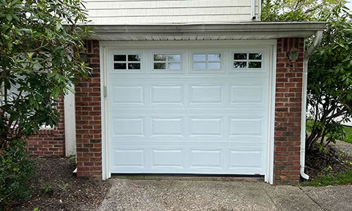 Acadia 138 Classic CC garage door, 8' x 6', Ice White, Clear windows