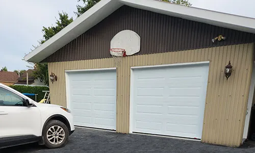 Acadia 138 Classic XL garage door, 8' x 7', Ice White